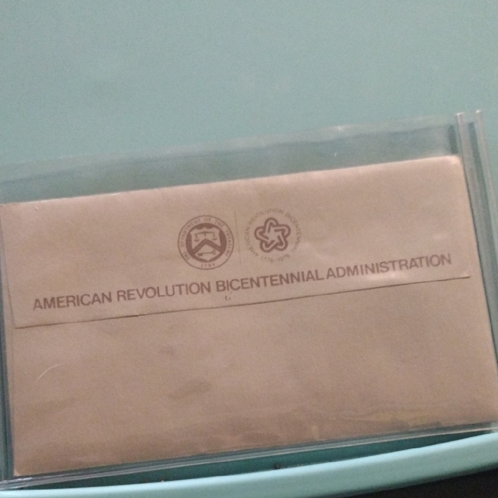 1976 Bicentennial First Day Cover with Coin - Picture 2 of 8
